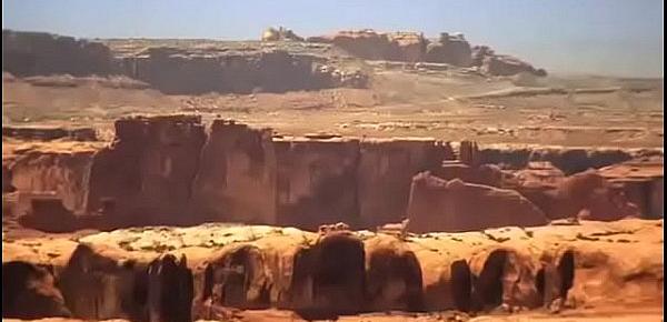  Bear grylls - se fodendo no deserto do Moab